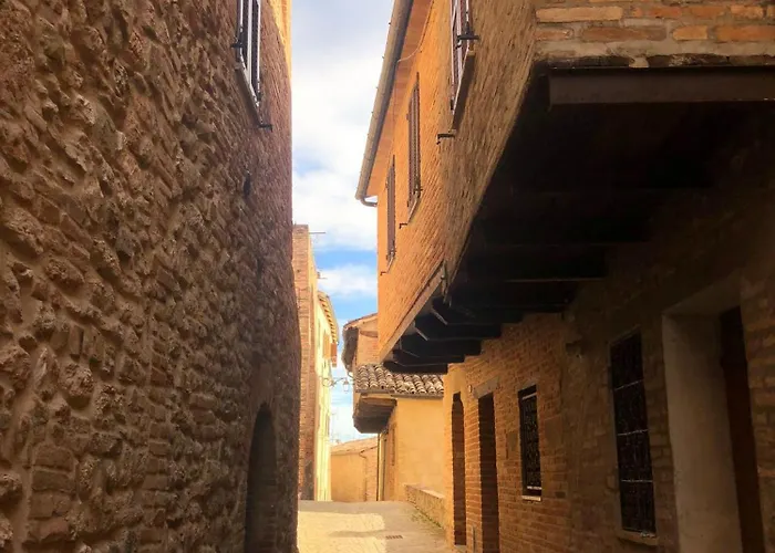 La Sibillina Πανσιόν